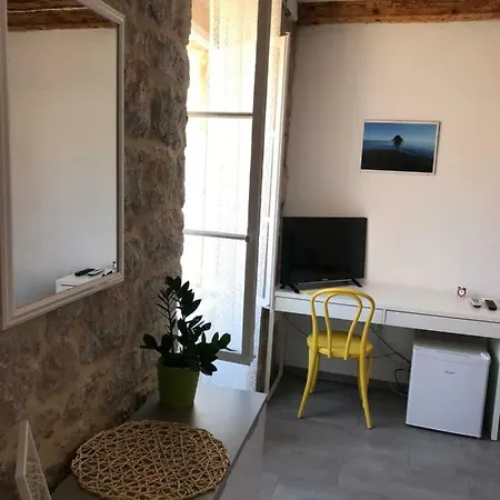 Gasthuis Val Comeza Komiža