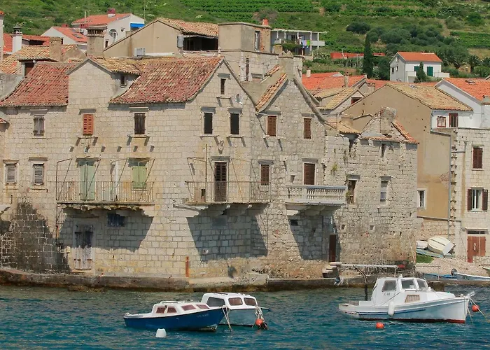 Val Comeza בית הארחה 3*