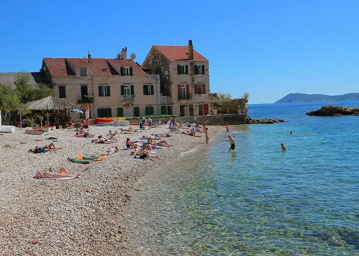 Val Comeza בית הארחה