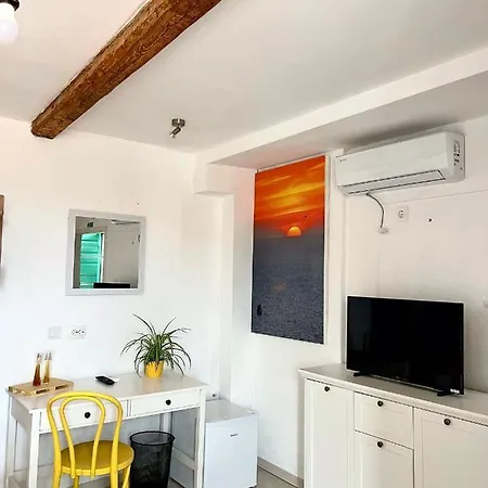 Val Comeza Guest house 3*