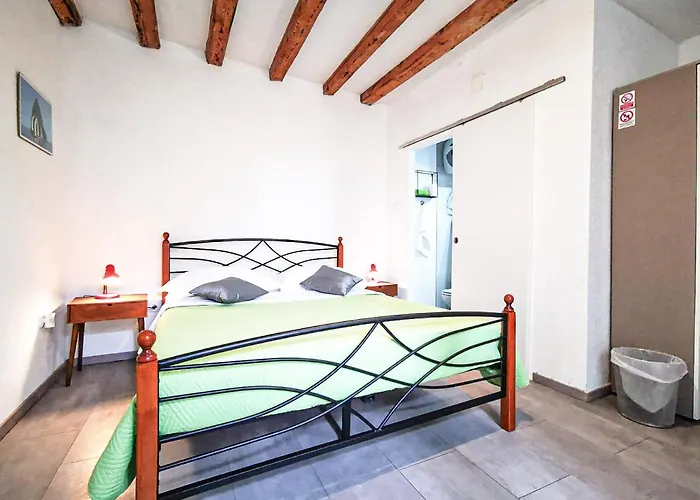 Val Comeza Гостевой дом 3*